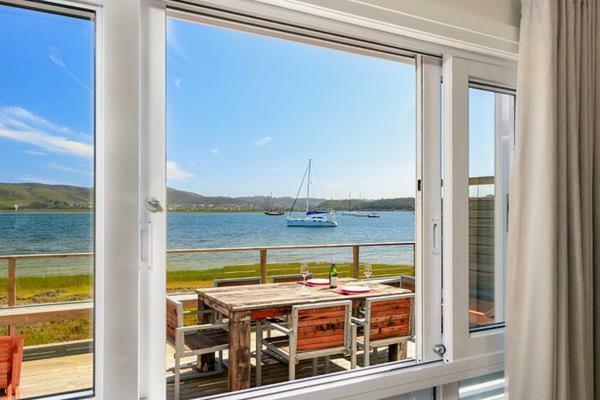 On The Water - Thesen Apartment Knysna Exterior photo