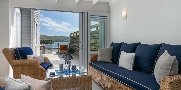 On The Water - Thesen Apartment Knysna Exterior photo